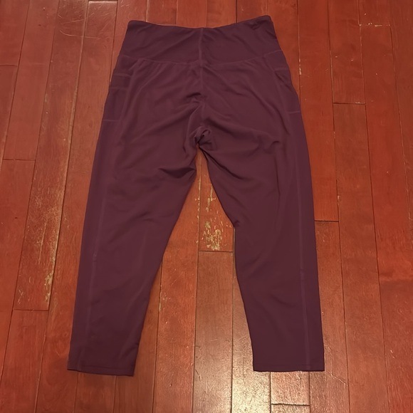 Athletic Capris - Picture 7 of 7